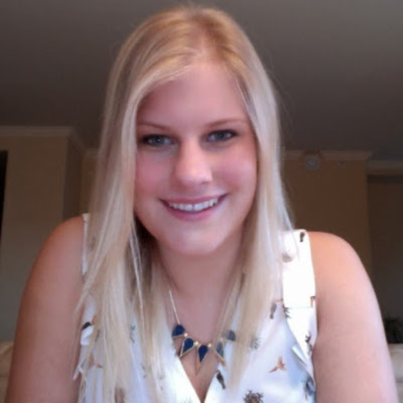 Meet your Posher, Marieke - Picture 1 of 1